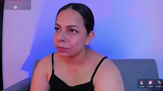 Snapshot of jimena_chic1 chatting on 06-27-26, 04:24 jimena chic1 online show from 06-27-26, 04:24