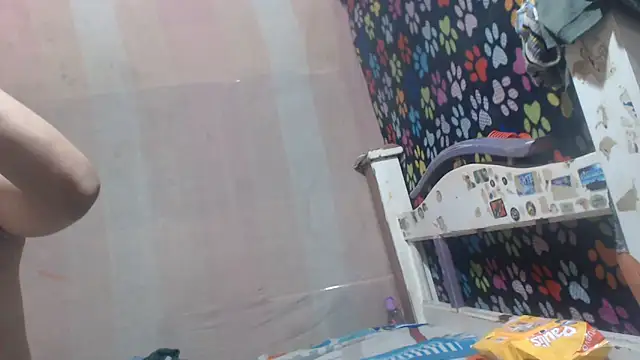 Snapshot of ELIZABET2- chatting on 06-28-26, 03:29 ELIZABET2- online show from 06-28-26, 03:29