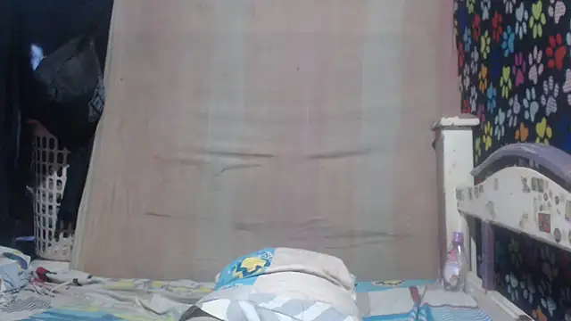 Snapshot of ELIZABET2- chatting on 06-06-26, 10:48 ELIZABET2- online show from 06-06-26, 10:48