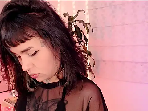 justmartina  online show from 03-04-26, 01:46