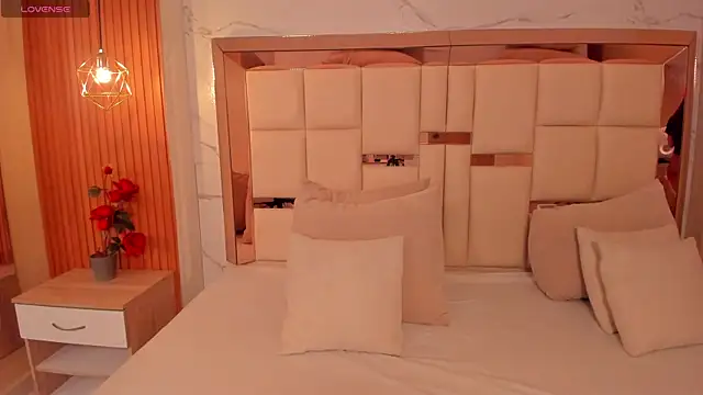 samantha quinnn online show from 04-08-26, 04:14