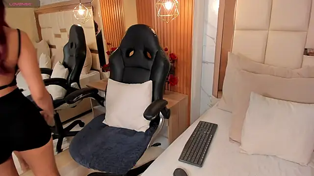 samantha quinnn online show from 01-15-26, 05:22