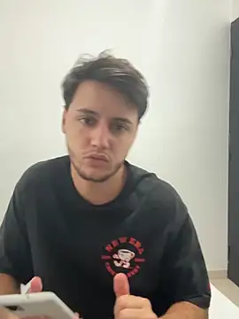 Snapshot of RicoValen chatting on 02-16-26, 01:48 RicoValen online show from 02-16-26, 01:48