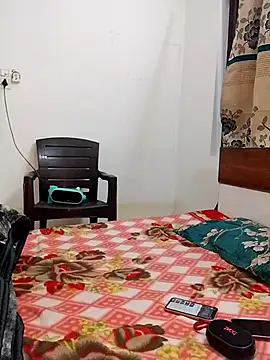 Snapshot of Cute_Girl_27 chatting on 02-18-26, 11:39 Cute Girl 27 online show from 02-18-26, 11:39