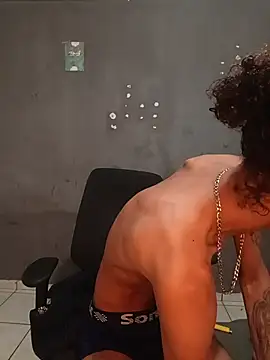 Snapshot of theyllorwillian chatting on 03-05-26, 10:23 theyllorwillian online show from 03-05-26, 10:23
