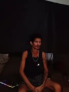Snapshot of theyllorwillian chatting on 05-11-26, 10:49 theyllorwillian online show from 05-11-26, 10:49