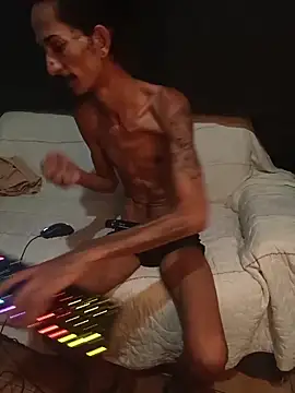 theyllorwillian online show from 12-23-25, 12:54