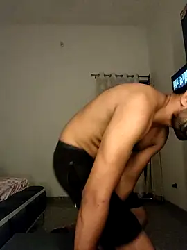 Amit22122 online show from 04-22-26, 03:35