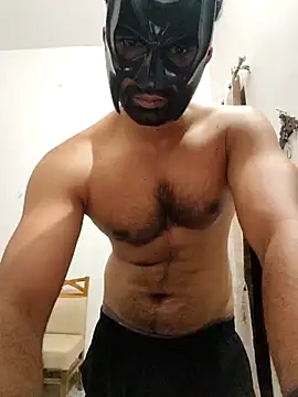 Snapshot of Amit22122 chatting on 05-15-26, 01:47 Amit22122 online show from 05-15-26, 01:47
