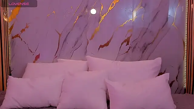 Dakota ferreti  online show from 04-24-26, 03:41