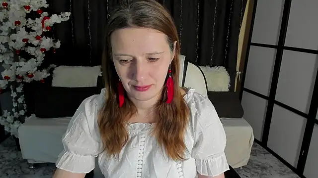 Snapshot of KathrineMeyer chatting on 01-18-26, 01:53 KathrineMeyer online show from 01-18-26, 01:53