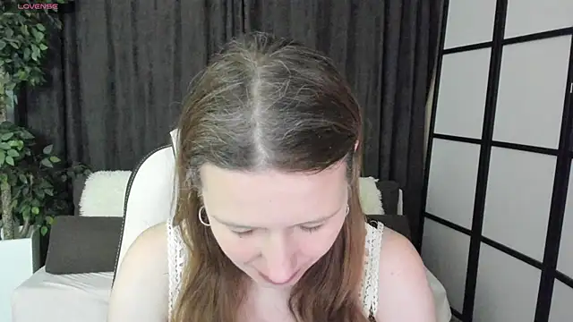 KathrineMeyer online show from 12-19-25, 02:26