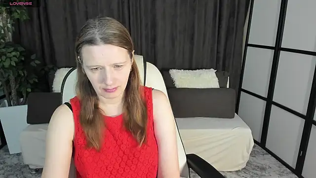 KathrineMeyer online show from 12-21-25, 02:24