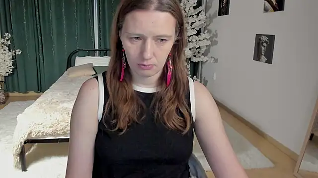 KathrineMeyer online show from 12-14-25, 02:18