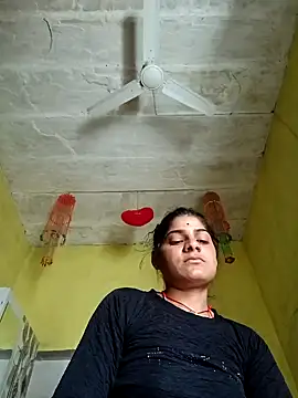 Snapshot of Janki_cute chatting on 04-13-26, 09:02 Janki cute online show from 04-13-26, 09:02