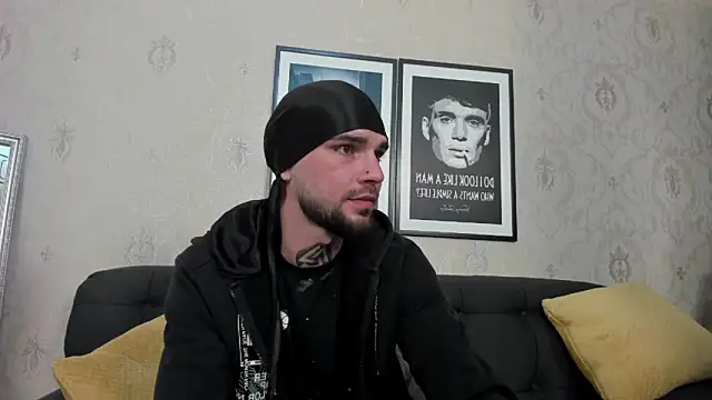Snapshot of KaneHunter chatting on 05-04-26, 10:56 KaneHunter online show from 05-04-26, 10:56