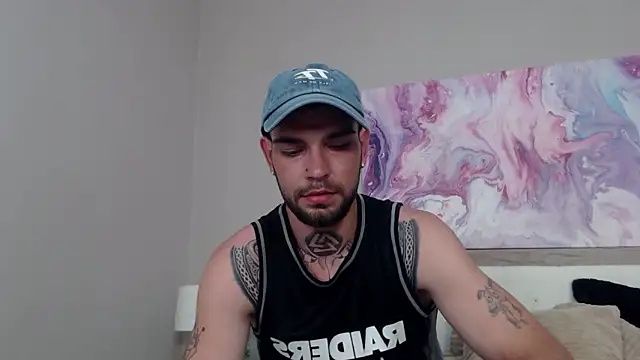 Snapshot of KaneHunter chatting on 06-18-26, 11:54 KaneHunter online show from 06-18-26, 11:54