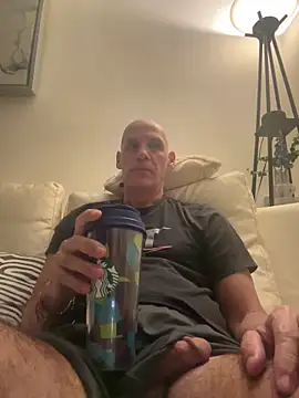 Snapshot of Elosoo chatting on 02-07-26, 10:23 Elosoo online show from 02-07-26, 10:23