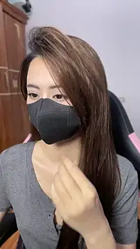 Snapshot of Lunamoon68 chatting on 04-30-26, 11:50 Lunamoon68 online show from 04-30-26, 11:50