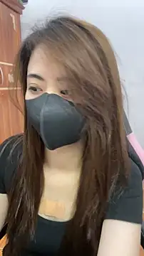 Snapshot of Lunamoon68 chatting on 04-24-26, 04:14 Lunamoon68 online show from 04-24-26, 04:14