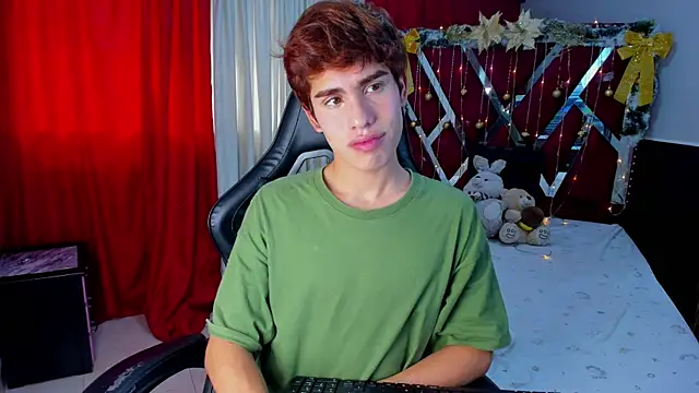 Snapshot of Jacobelord chatting on 12-16-25, 01:15 Jacobelord online show from 12-16-25, 01:15