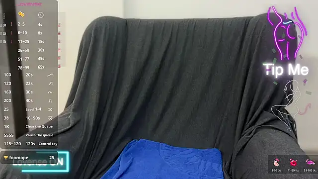 valoriaaaa online show from 12-15-25, 10:48