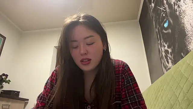 CurietHana1 online show from 01-14-26, 01:31