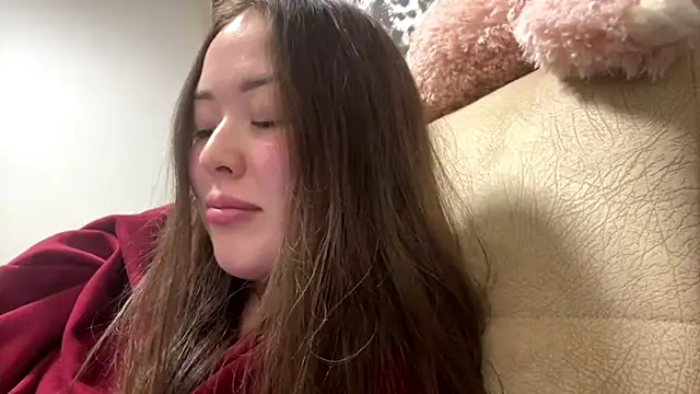 CurietHana1 online show from 12-05-25, 03:32