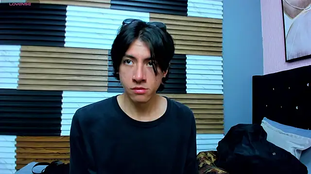 Snapshot of LiamShelby chatting on 01-06-26, 03:10 LiamShelby online show from 01-06-26, 03:10