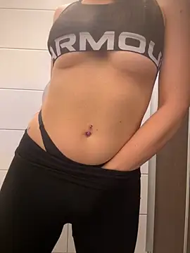 yourgirlkate online show from 04-28-26, 01:15
