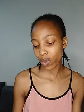 MsParisSmith online show from 11-28-25, 11:21