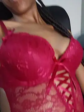 Snapshot of MsParisSmith chatting on 02-14-26, 07:25 MsParisSmith online show from 02-14-26, 07:25