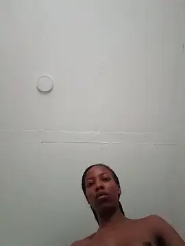 Snapshot of MsParisSmith chatting on 02-18-26, 05:27 MsParisSmith online show from 02-18-26, 05:27