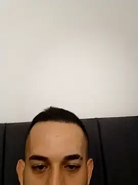 Snapshot of hazarcannn chatting on 11-26-25, 07:14 hazarcannn online show from 11-26-25, 07:14