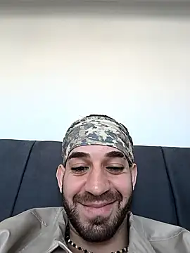 Snapshot of hazarcannn chatting on 01-09-26, 09:16 hazarcannn online show from 01-09-26, 09:16