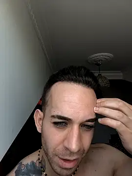 Snapshot of hazarcannn chatting on 02-25-26, 12:27 hazarcannn online show from 02-25-26, 12:27