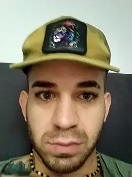 Snapshot of hazarcannn chatting on 11-29-25, 08:47 hazarcannn online show from 11-29-25, 08:47