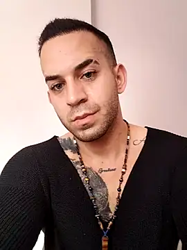 Snapshot of hazarcannn chatting on 11-27-25, 08:26 hazarcannn online show from 11-27-25, 08:26