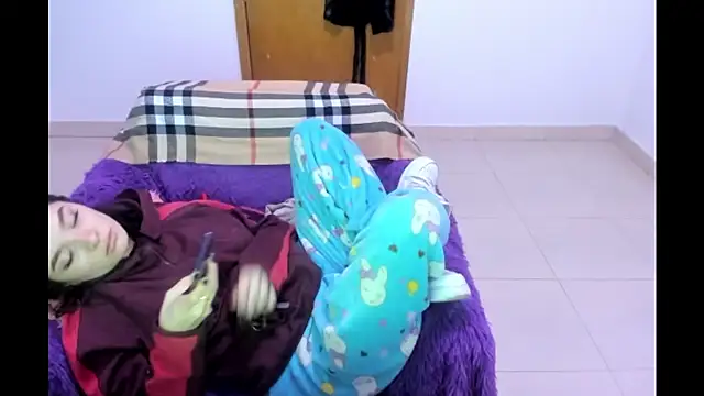 Honney 19 online show from 12-20-25, 10:29