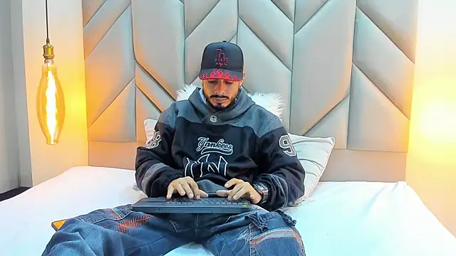 MatthewCullen online show from 02-10-26, 05:17