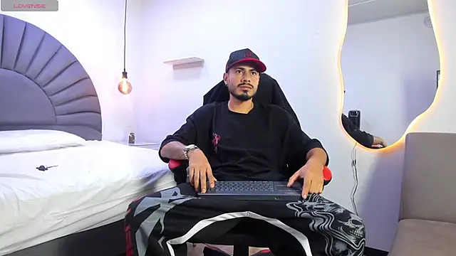 MatthewCullen online show from 04-13-26, 03:21