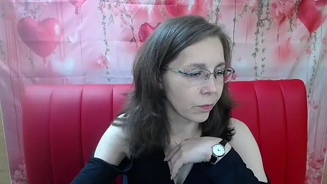 DaisyEdit online show from 04-12-26, 05:22