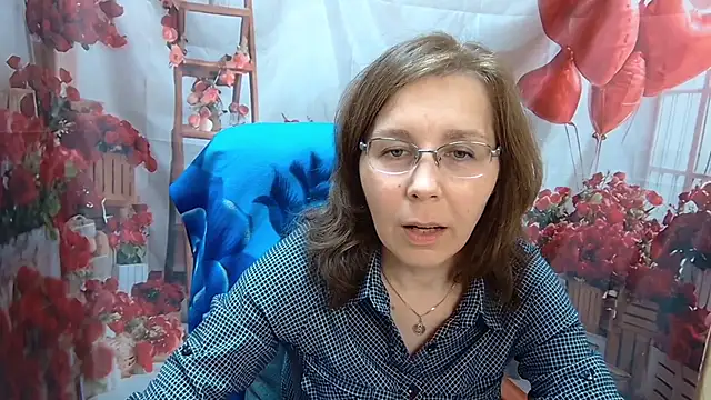 Snapshot of DaisyEdit chatting on 05-30-26, 05:47 DaisyEdit online show from 05-30-26, 05:47
