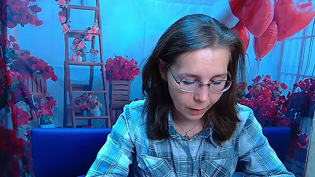 Snapshot of DaisyEdit chatting on 05-09-26, 05:22 DaisyEdit online show from 05-09-26, 05:22
