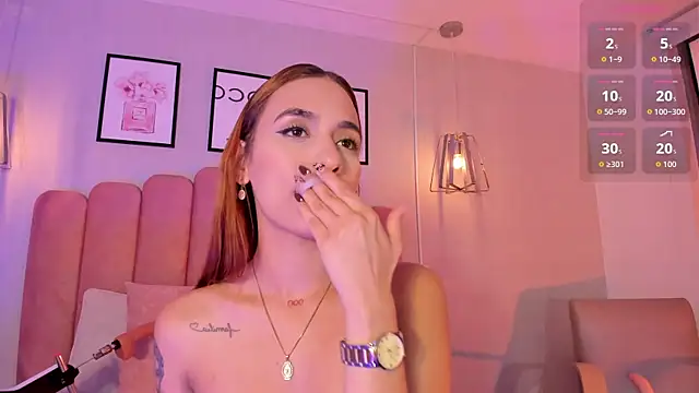 Snapshot of amaia_foxx chatting on 05-15-26, 08:29 amaia foxx online show from 05-15-26, 08:29