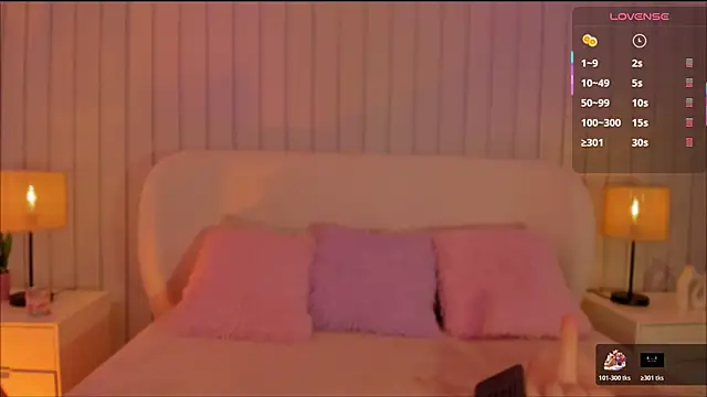 Snapshot of amaia_foxx chatting on 01-12-26, 01:51 amaia foxx online show from 01-12-26, 01:51