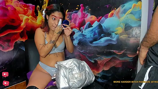 Snapshot of Melani__HoTT chatting on 05-22-26, 10:08 Melani HoTT online show from 05-22-26, 10:08