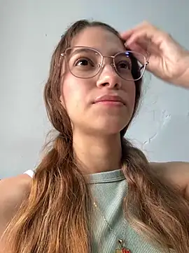 Snapshot of Vanneskk chatting on 12-03-25, 01:32 Vanneskk online show from 12-03-25, 01:32