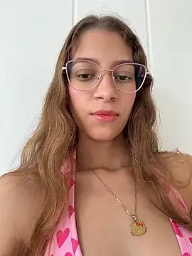 Snapshot of Vanneskk chatting on 01-08-26, 06:47 Vanneskk online show from 01-08-26, 06:47