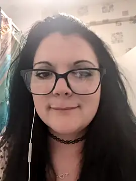 Snapshot of Hot_ScotchXX chatting on 12-22-25, 08:53 Hot ScotchXX online show from 12-22-25, 08:53